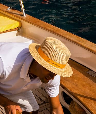 Clicquot Half-Day Private Capri Cruise