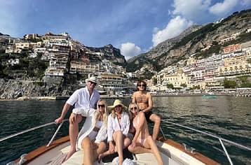 "All-Inclusive" Boat Tour: Capri, Li Galli, Positano