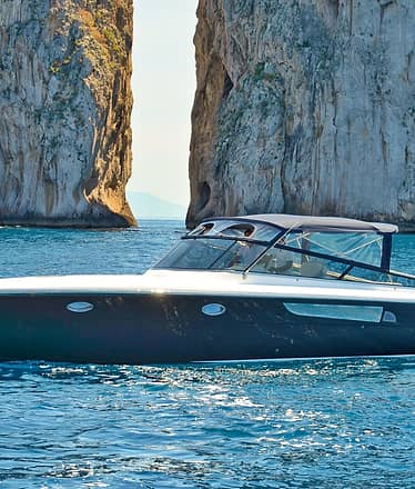 Capri Luxury Experience - Yacht Departure from Positano, Amalfi or Sorrento