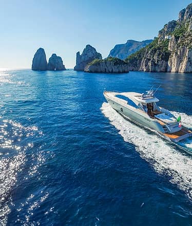 Capri Tour, Luxury Yacht + Dive Jet Platino