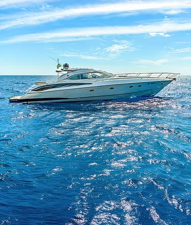 Luxury and comfort aboard the Sunseeker Predator 60