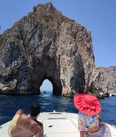 Private Boat Tour of Capri Island