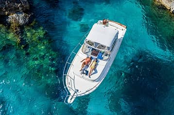 Giornata in barca in Costiera Amalfitana, da Capri