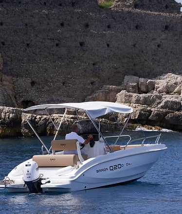 Private tour with next125 speedboat 