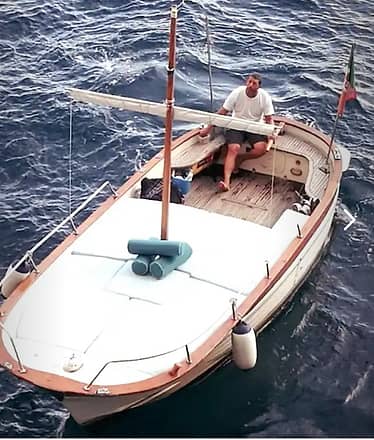 Tour in barca privata ai Faraglioni di Capri 