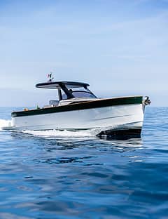 Water Taxi to/from Capri by private boat