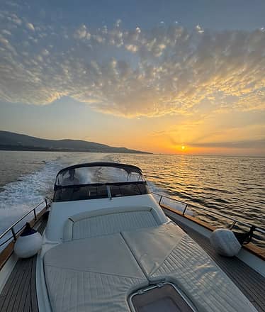 Tour privato in barca di Sorrento al tramonto!