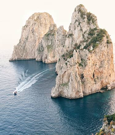 Capri tour from Amalfi or Maiori by motoryacht & small group.