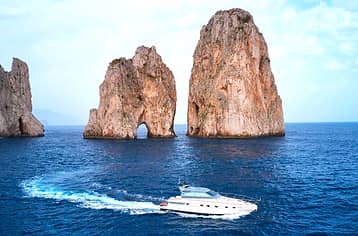 Private Tour on 46-ft Conam "Sport" Yacht