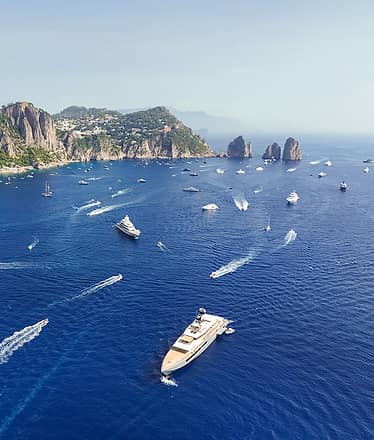 Tour privato in barca di Capri, intera giornata