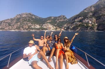 Private Boat Tour Along the Amalfi Coast