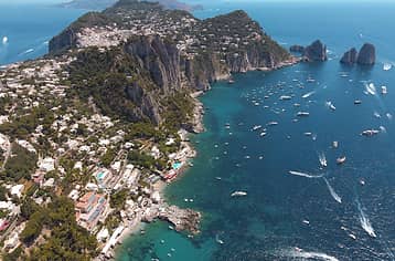 Tour of Capri and Ischia by motorboat