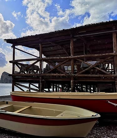 Tour privato di Capri in motoscafo + pranzo a Nerano