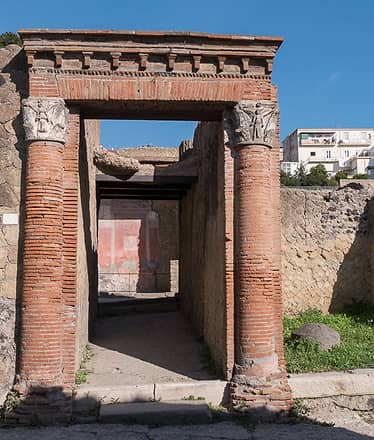 Herculaneum Experience, ticket & guide