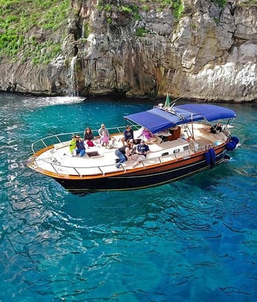 Positano: Private Boat Tour from Sorrento