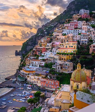 Sunset boat tour along the Amalfi Coast
