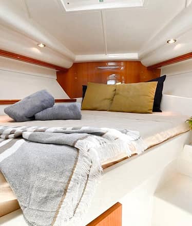 Pershing 37 Cabin