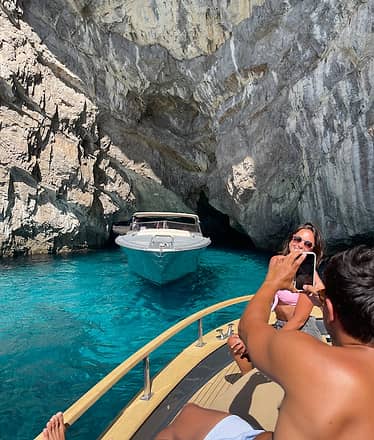 Capri Premium: tour per piccoli gruppi dal mare e via terra