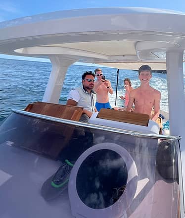 All Inclusive Premium Shared Capri Boat Tour + City Visit