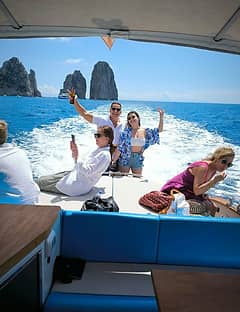 Capri Premium: tour per piccoli gruppi dal mare e via terra