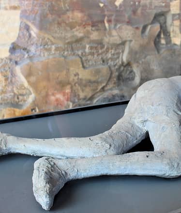 Skip-the-line guided tour of Pompeii, from Sorrento