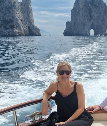 Capri by boat: private 2-hr tour around the island
