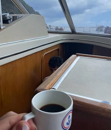  Ischia, full day tour by private boat with brunch