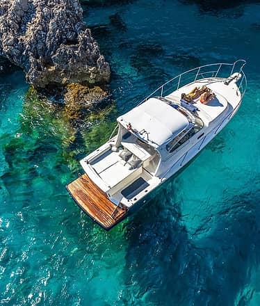 Private tour of Capri with pick-up in Naples or along the coast