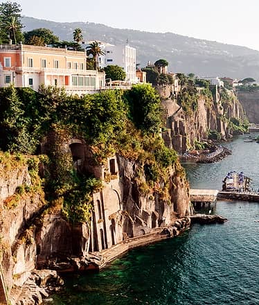 Tour of Sorrento and Pompeii with lunch and limoncello