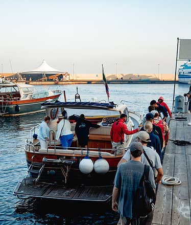 Tour di gruppo di 2 ore lungo la costa di Sorrento con limoncello tasting