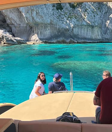Tour di Capri all inclusive: gli angoli segreti in barca e visita della città