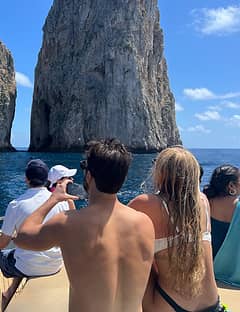 All-inclusive Capri tour: secret spots by boat and city tour