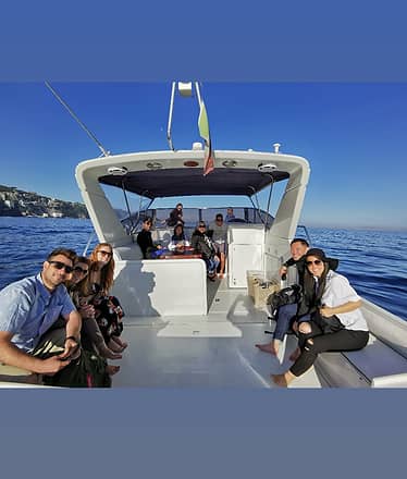 Lemme Lemme - Mochi Craft 33 Sedan