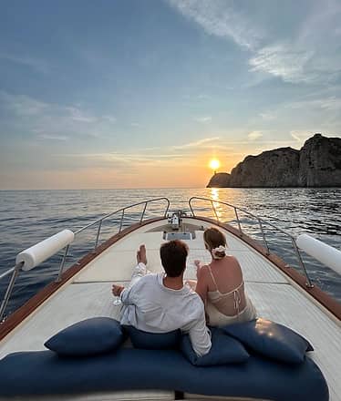 Sunset boat tour: the wonders of Capri