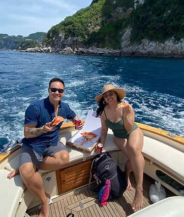 Private boat transfer between Capri and Sorrento with expert skipper