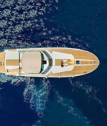 Private Boat Tour of Capri by Speedboat