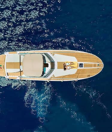 Amalfi Coast Luxury Speedboat Tour from Capri
