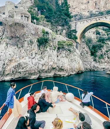 Semi-private boat tour of Positano and the Amalfi Coast
