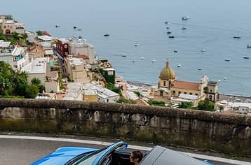 Porsche 911 Cabrio a noleggio, a Positano o Sorrento