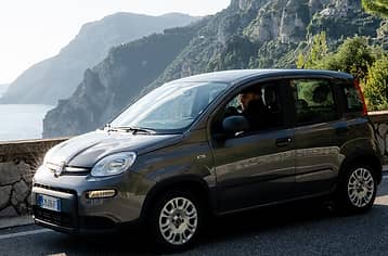 Noleggio auto a Sorrento o Positano