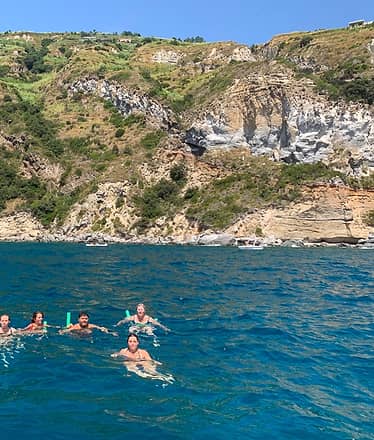 Dream day to visit Ischia and Procida - Small-group boat tour