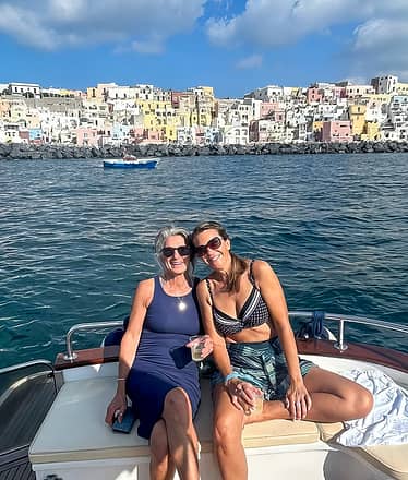 Dream day to visit Ischia and Procida - Small-group boat tour