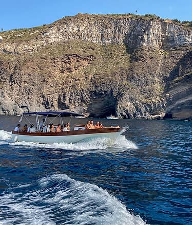 Ischia day trip: group boat tour with lunch