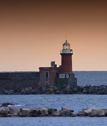 Sunset apéritif at sea, private tour of Ischia