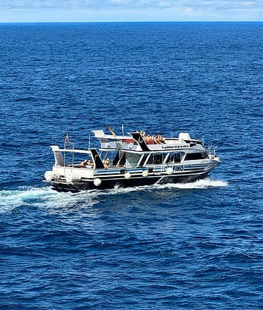 Amalfi Coast by boat: turquoise waters, iconic villages & the magic of the Emerald Grotto