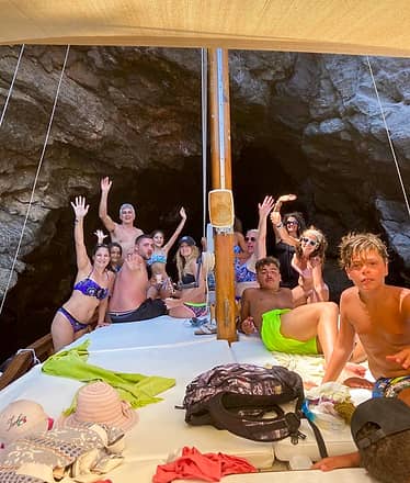 Sunset Boat Apéritif: Group Tour in Ischia