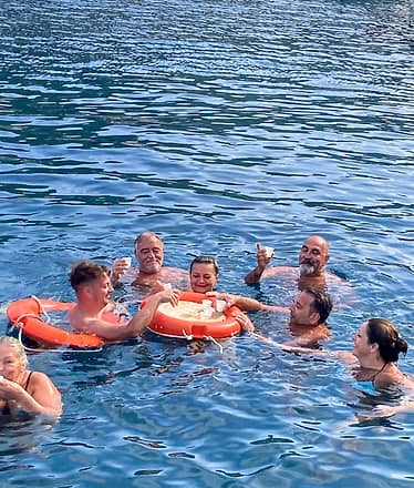 Sunset Boat Apéritif: Group Tour in Ischia