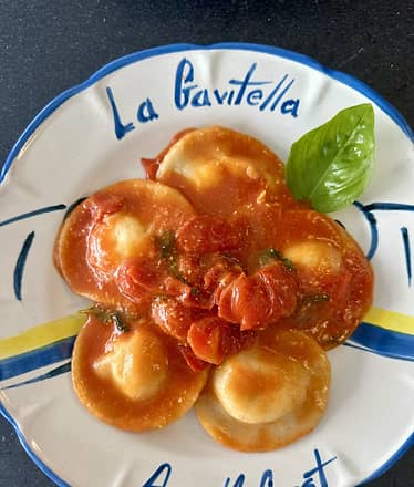 Corso di cucina con degustazione esclusiva: ravioli, tagliatelle e tiramisù