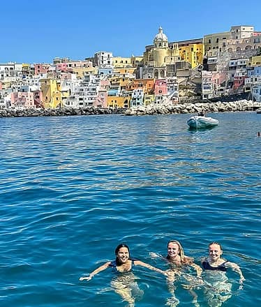 Ischia and Procida by boat: luxury tour of exclusive bays and colorful villages