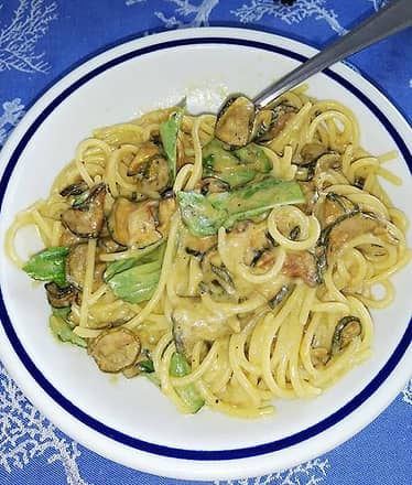 Capri by private boat and seaside lunch in Nerano: experience la dolce vita